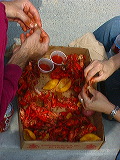 eating_crawfish2