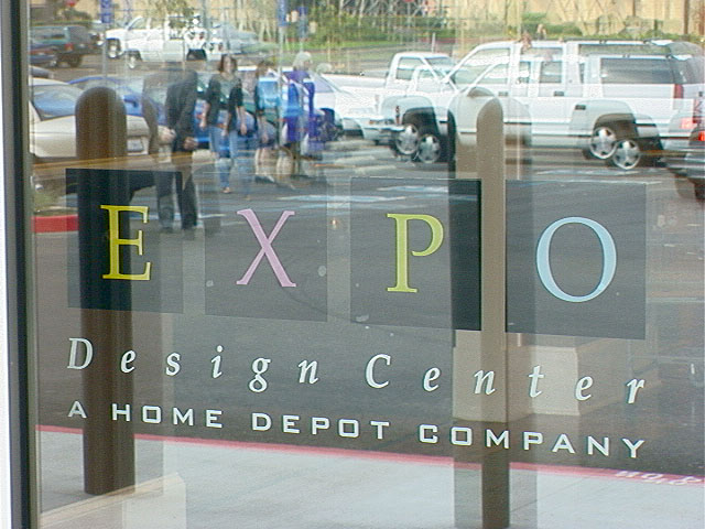 expo_door